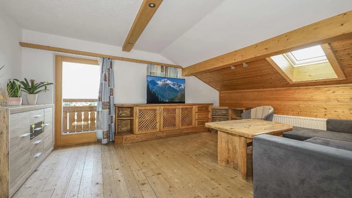 17-Zimmer-Gewerbeimmobilie kaufen in Kitzbühel – 373 m², € 4.390.000 – Bild 29 von 34