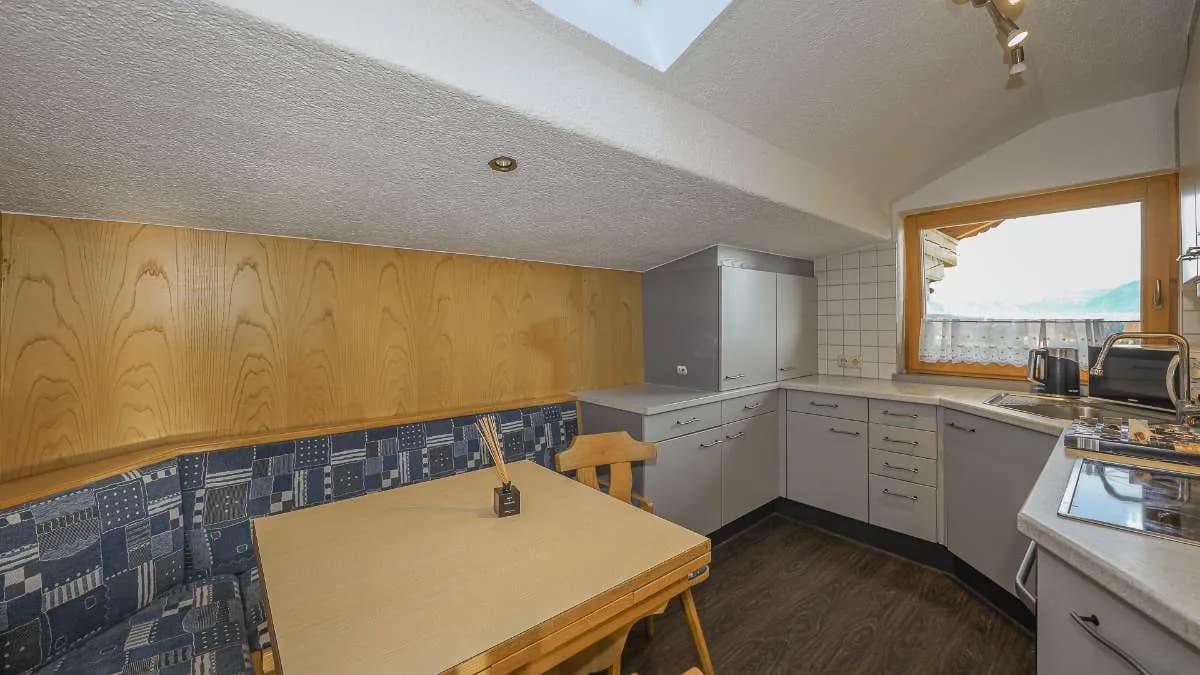 17-Zimmer-Gewerbeimmobilie kaufen in Kitzbühel – 373 m², € 4.390.000 – Bild 30 von 34