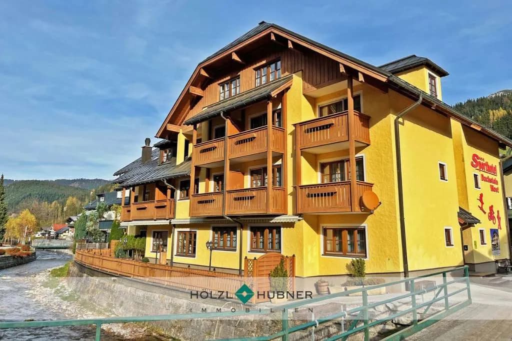 28-Zimmer-Gewerbeimmobilie kaufen in Hallein – 1 430 m², € 2.000.000