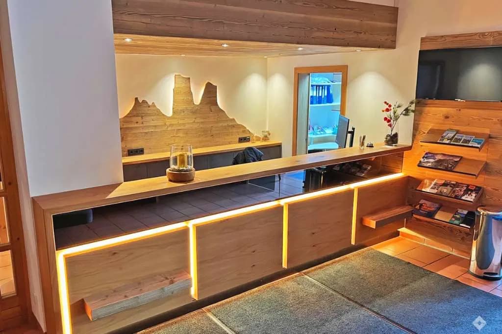 28-Zimmer-Gewerbeimmobilie kaufen in Hallein – 1 430 m², € 2.000.000 – Bild 8 von 9
