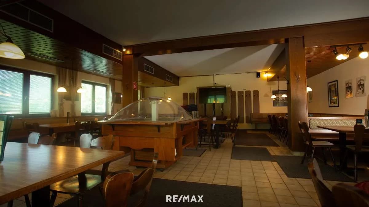 Gewerbeimmobilie kaufen in Bruck-Mürzzuschlag – 700 m², € 1.100.000 – Bild 3 von 12