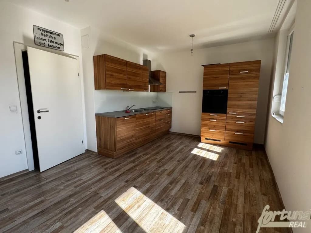 7-Zimmer-Gewerbeimmobilie kaufen in Tulln – 294 m², € 450.000 – Bild 10 von 19