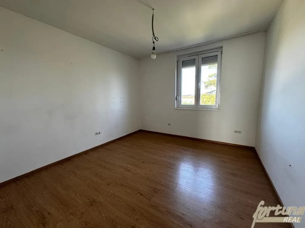 7-Zimmer-Gewerbeimmobilie kaufen in Tulln – 294 m², € 450.000 – Bild 12 von 19