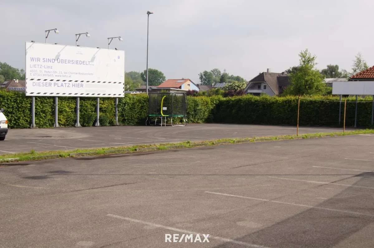 Gewerbeimmobilie mieten in Linz Land – 800 m², € 1.500