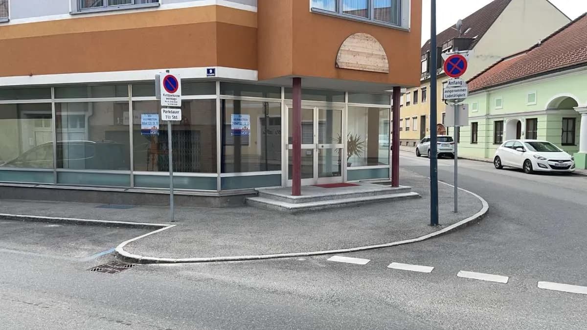 Gewerbeimmobilie mieten in Sankt Pölten Land – 120 m², € 942 – Bild 2 von 12