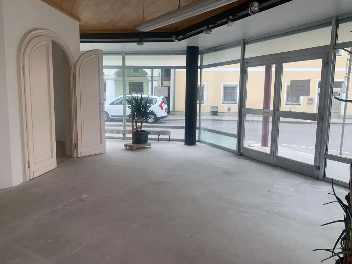 Gewerbeimmobilie mieten in Sankt Pölten Land – 120 m², € 942 – Bild 4 von 12