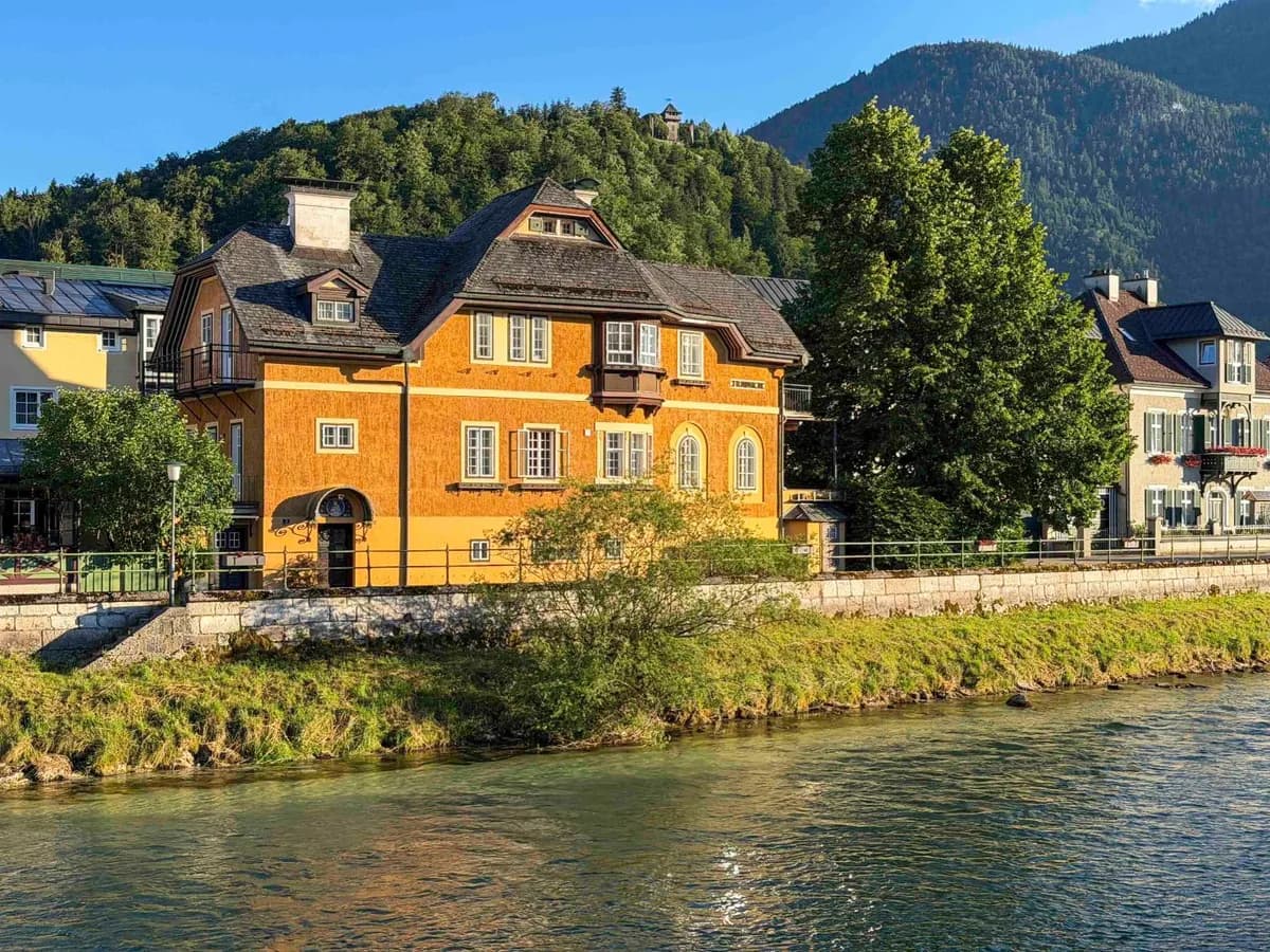 14-Zimmer-Immobilie kaufen in Gmunden – 257 m², € 1.950.000 – Bild 3 von 16