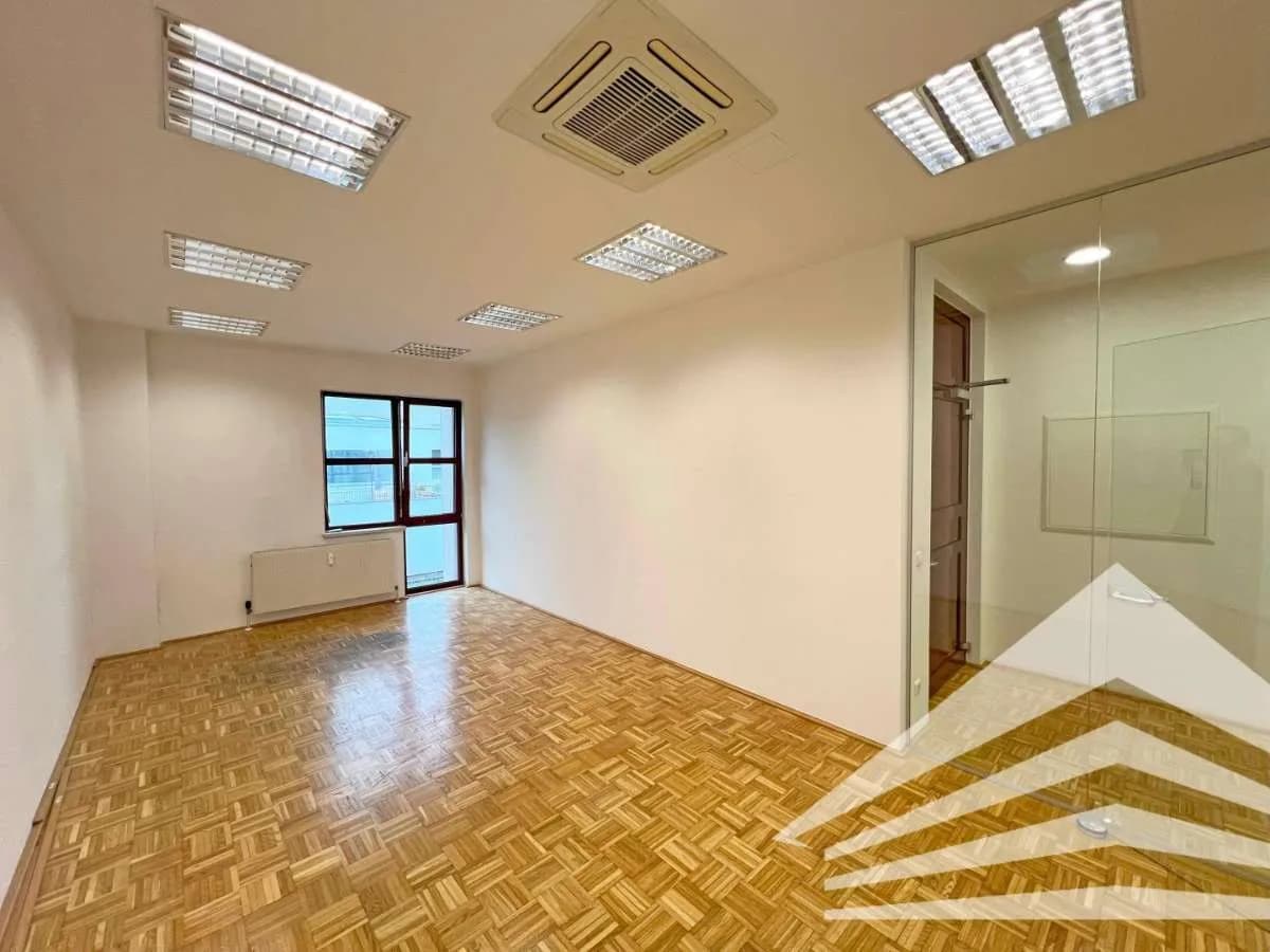 3-Zimmer-Gewerbeimmobilie mieten in Linz – 154 m², € 2.316 – Bild 4 von 5