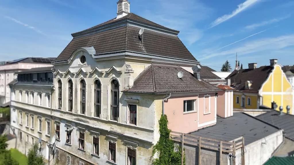 Gewerbeimmobilie kaufen in Wels-Land – 223 m², € 235.000