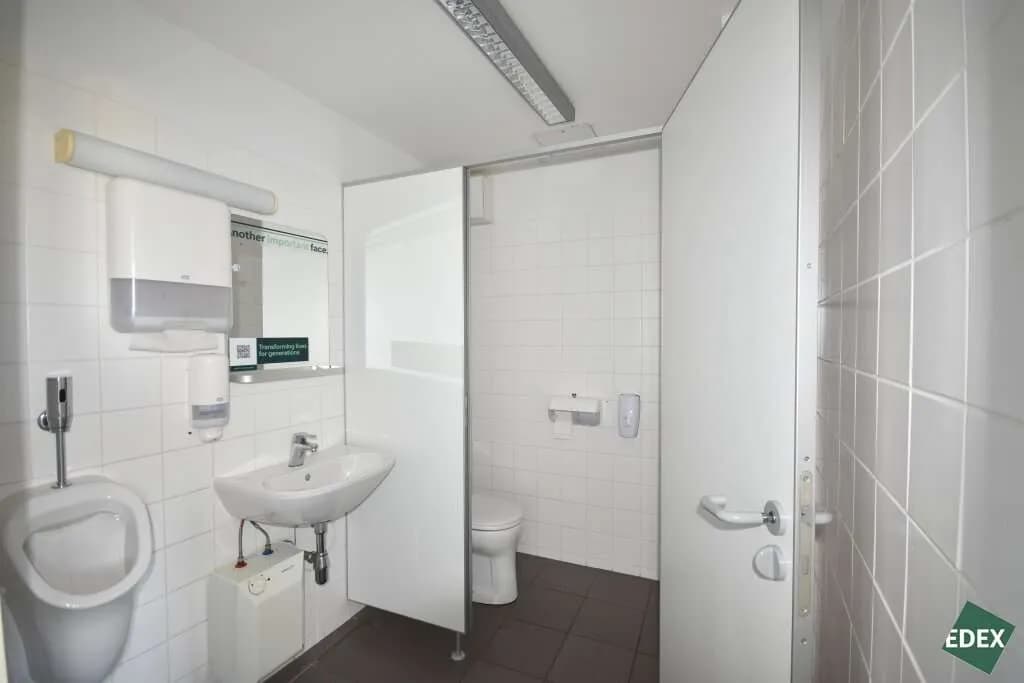 Gewerbeimmobilie mieten in Wien – 331 m², € 4.934 – Bild 12 von 16