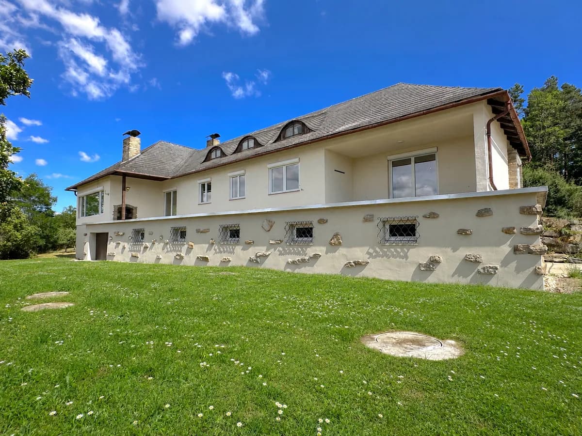 5-Zimmer-Haus kaufen in Horn – 213 m², € 349.000 – Bild 2 von 23