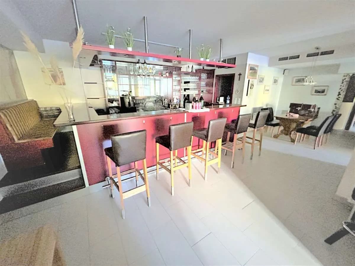 Gewerbeimmobilie kaufen in Baden – 134 m², € 95.000 – Bild 2 von 7