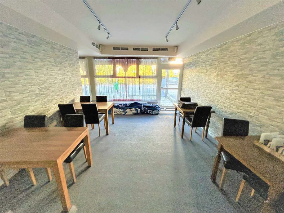 Gewerbeimmobilie kaufen in Baden – 134 m², € 95.000 – Bild 4 von 7