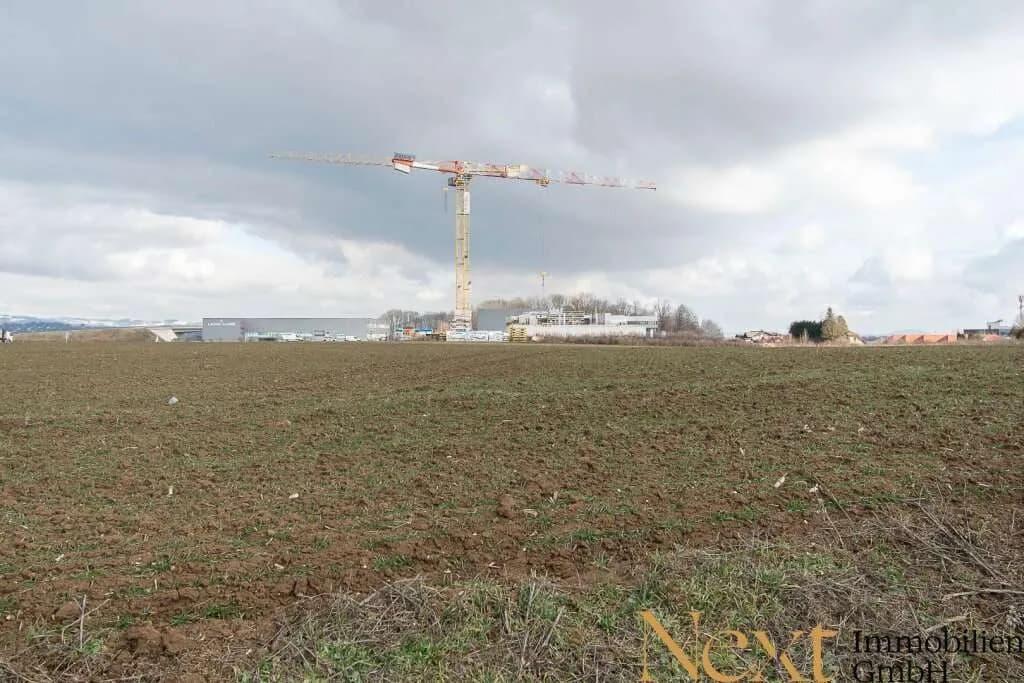 Immobilie mieten in Linz Land – 5 868 m², € 8.802 – Bild 2 von 3