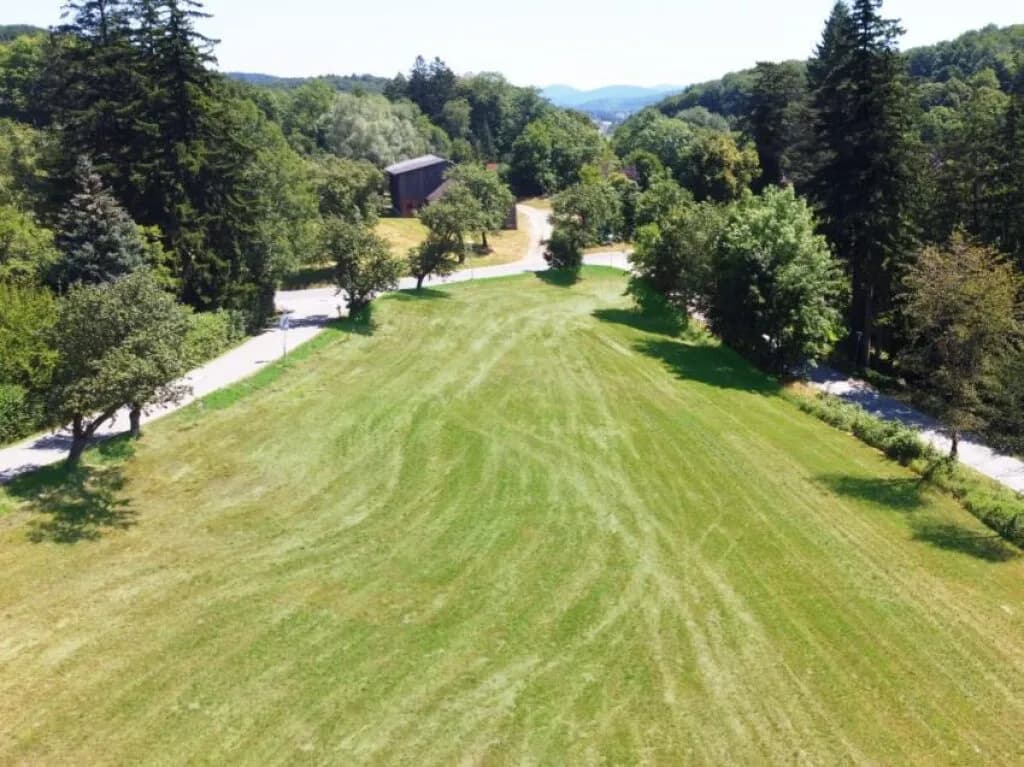 Grundstück kaufen in Sankt Pölten Land – 1 603 m², € 590.000 – Bild 4 von 9