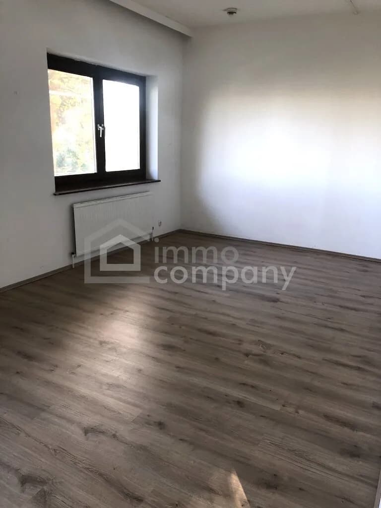 Gewerbeimmobilie mieten in Jennersdorf – 1 100 m², € 6.168 – Bild 4 von 12