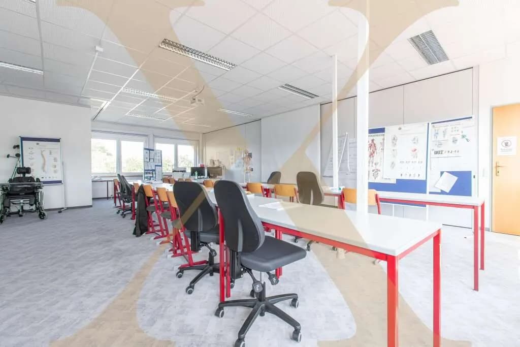 Gewerbeimmobilie mieten in Wels – 195 m², € 2.465