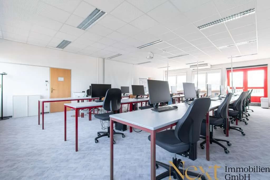 Gewerbeimmobilie mieten in Wels – 195 m², € 2.465 – Bild 3 von 5