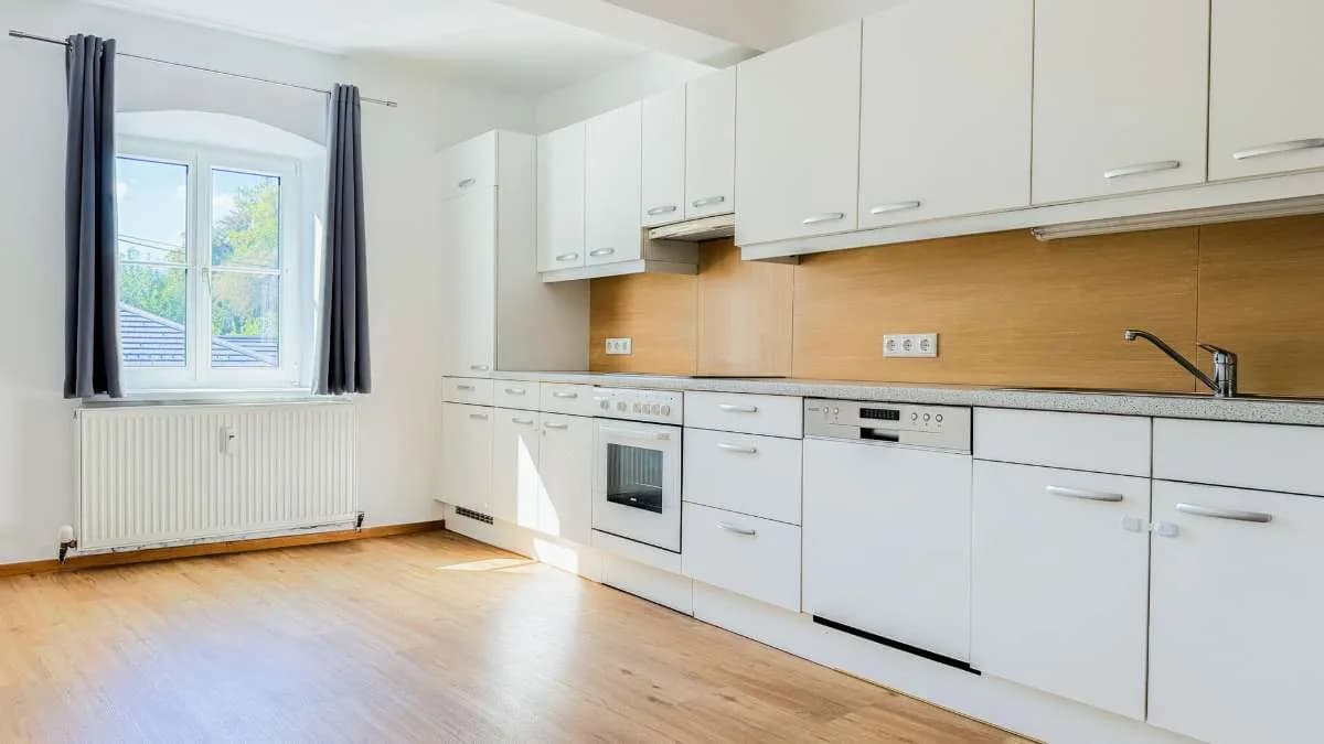 4-Zimmer-Wohnung kaufen in Gmunden – 100 m², € 239.000 – Bild 4 von 11
