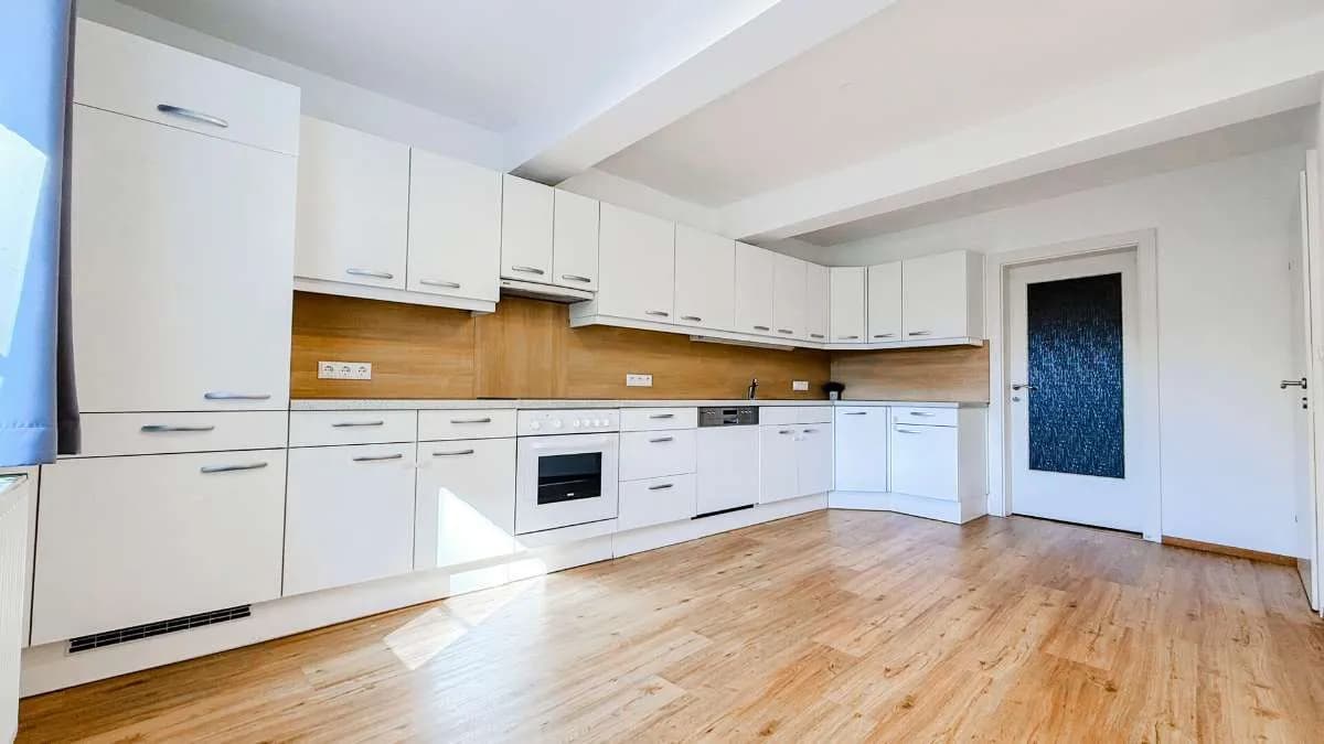 4-Zimmer-Wohnung kaufen in Gmunden – 100 m², € 239.000 – Bild 5 von 11