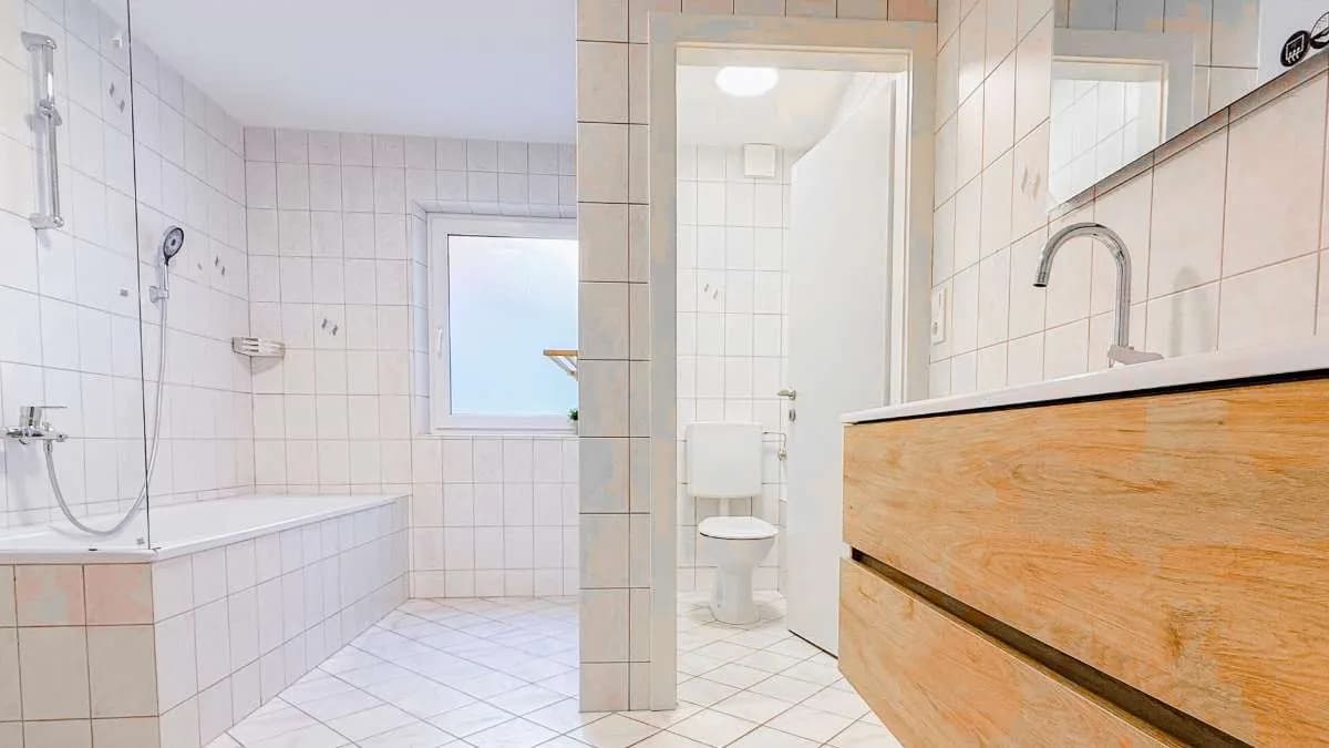 4-Zimmer-Wohnung kaufen in Gmunden – 100 m², € 239.000 – Bild 7 von 11