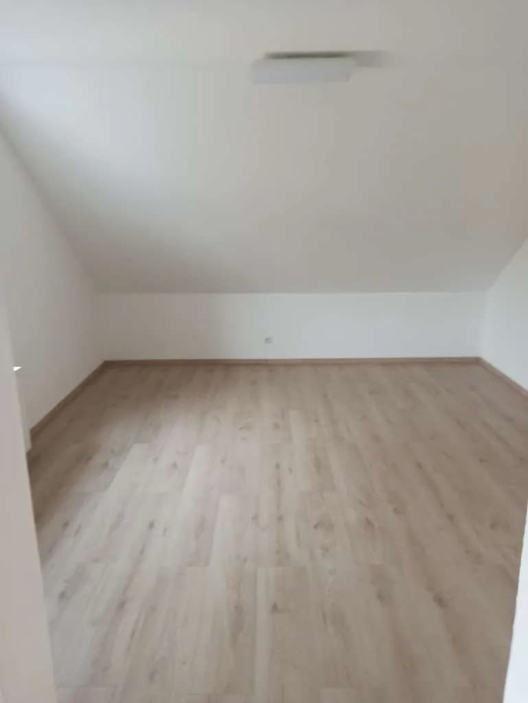 4-Zimmer-Wohnung mieten in Graz – 98 m², € 1.022 – Bild 3 von 7