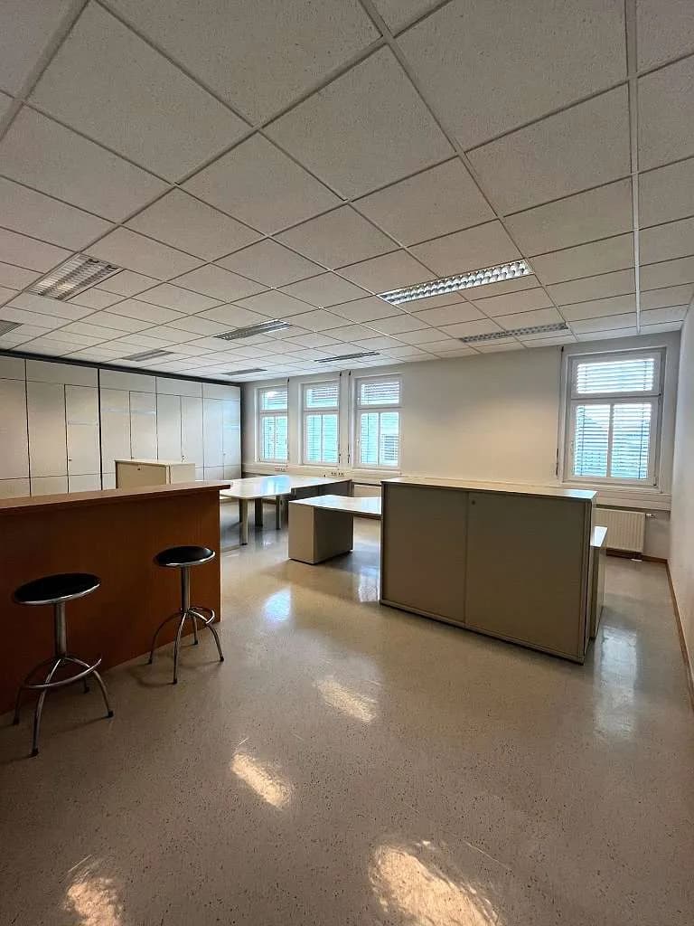2-Zimmer-Gewerbeimmobilie mieten in Linz – 79 m², € 948