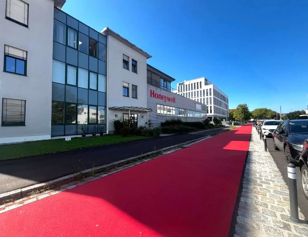 2-Zimmer-Gewerbeimmobilie mieten in Linz – 79 m², € 948 – Bild 8 von 9