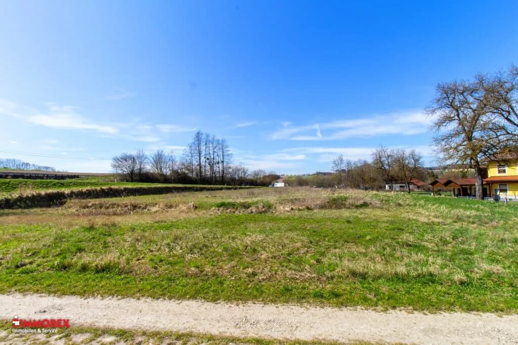 Immobilie kaufen in Wels-Land – 4 271 m², € 135 – Bild 3 von 11