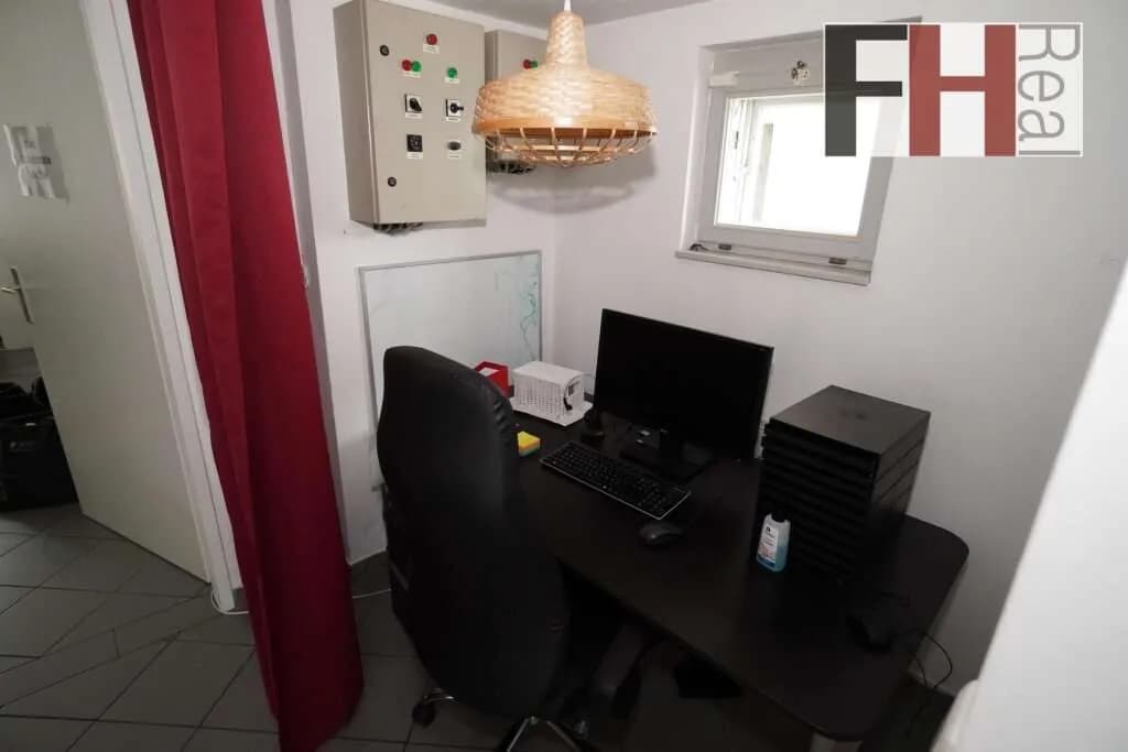 2-Zimmer-Gewerbeimmobilie mieten in Sankt Pölten Land – 126 m², € 2.700 – Bild 4 von 6