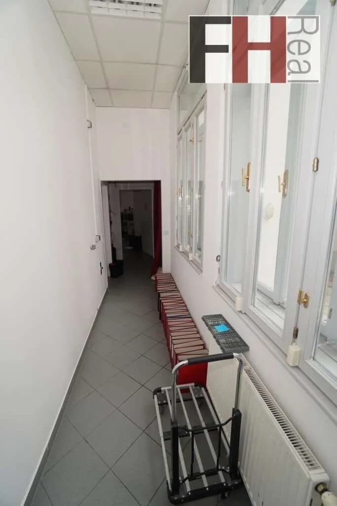 2-Zimmer-Gewerbeimmobilie mieten in Sankt Pölten Land – 126 m², € 2.700 – Bild 5 von 6