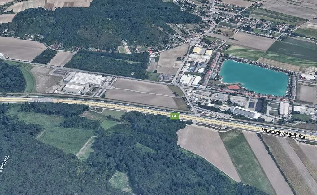 Gewerbeimmobilie mieten in Korneuburg – 14 000 m², € 9 – Bild 3 von 3