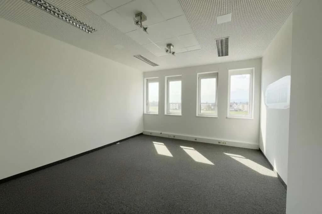 4-Zimmer-Gewerbeimmobilie mieten in Graz – 134 m², € 1.676 – Bild 4 von 10