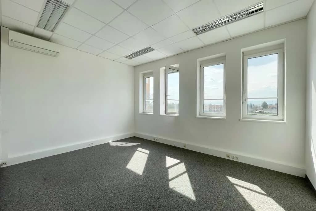 4-Zimmer-Gewerbeimmobilie mieten in Graz – 134 m², € 1.676 – Bild 6 von 10