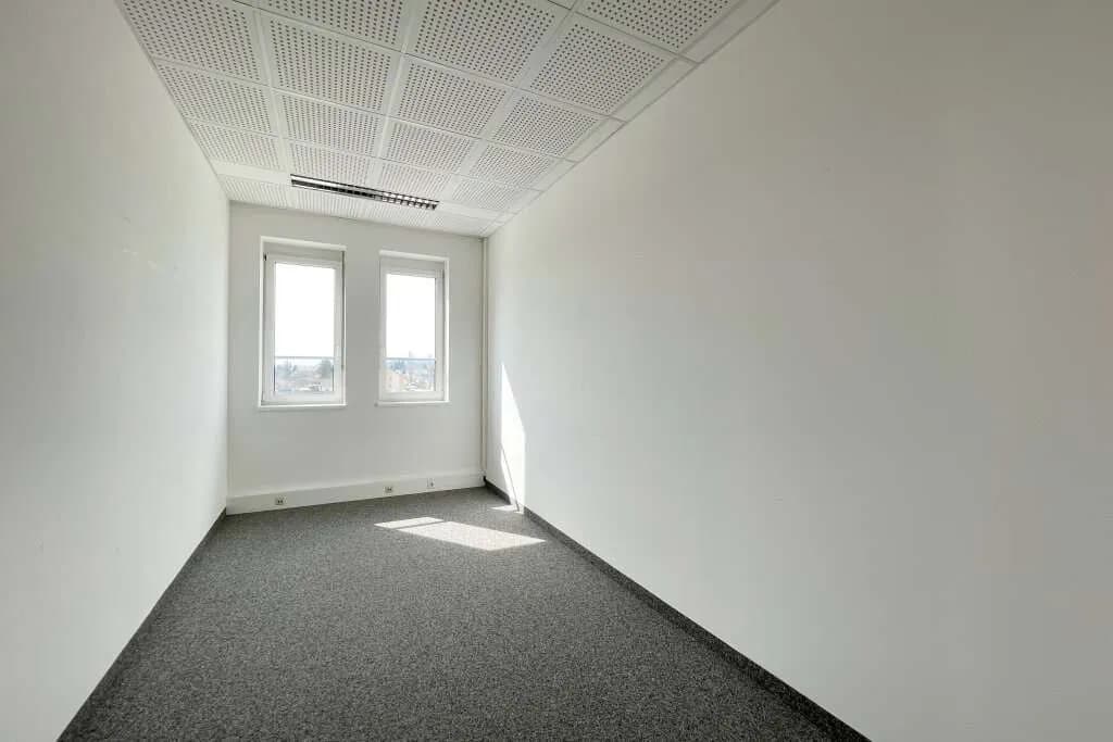 4-Zimmer-Gewerbeimmobilie mieten in Graz – 134 m², € 1.676 – Bild 8 von 10
