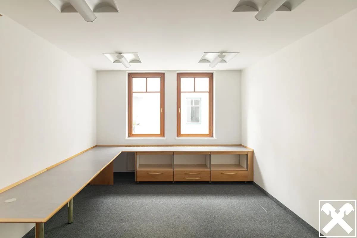 5-Zimmer-Gewerbeimmobilie mieten in Vöcklabruck – 116 m², € 1.746 – Bild 3 von 10
