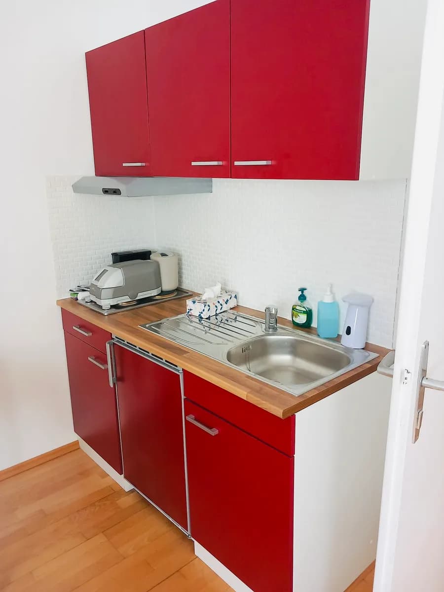 1-Zimmer-Wohnung mieten in Eisenstadt – 25 m², € 490 – Bild 2 von 12