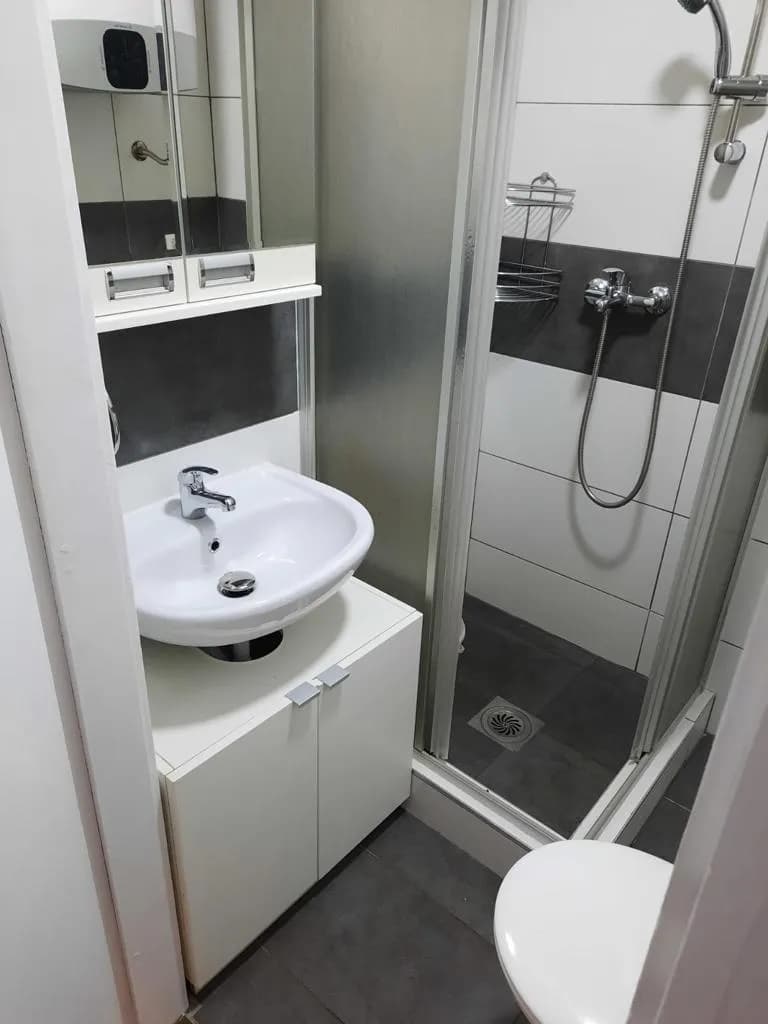 1-Zimmer-Wohnung mieten in Eisenstadt – 25 m², € 490 – Bild 11 von 12