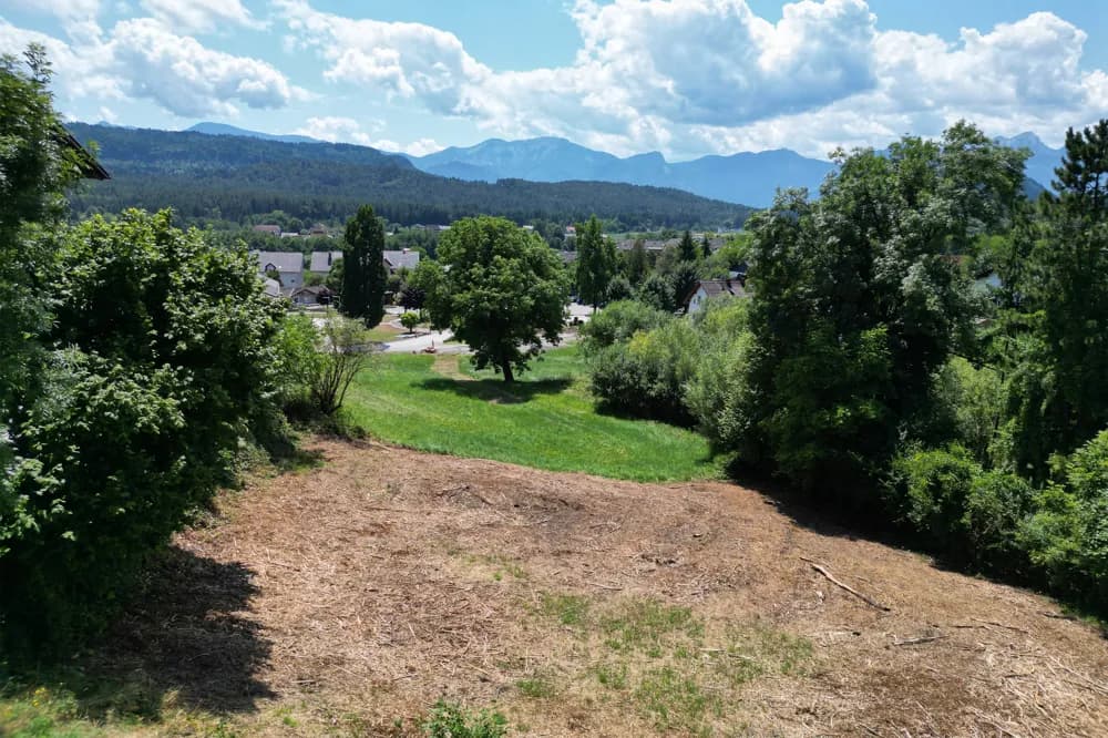 Grundstück kaufen in Klagenfurt Land – 1 000 m², € 160.000
