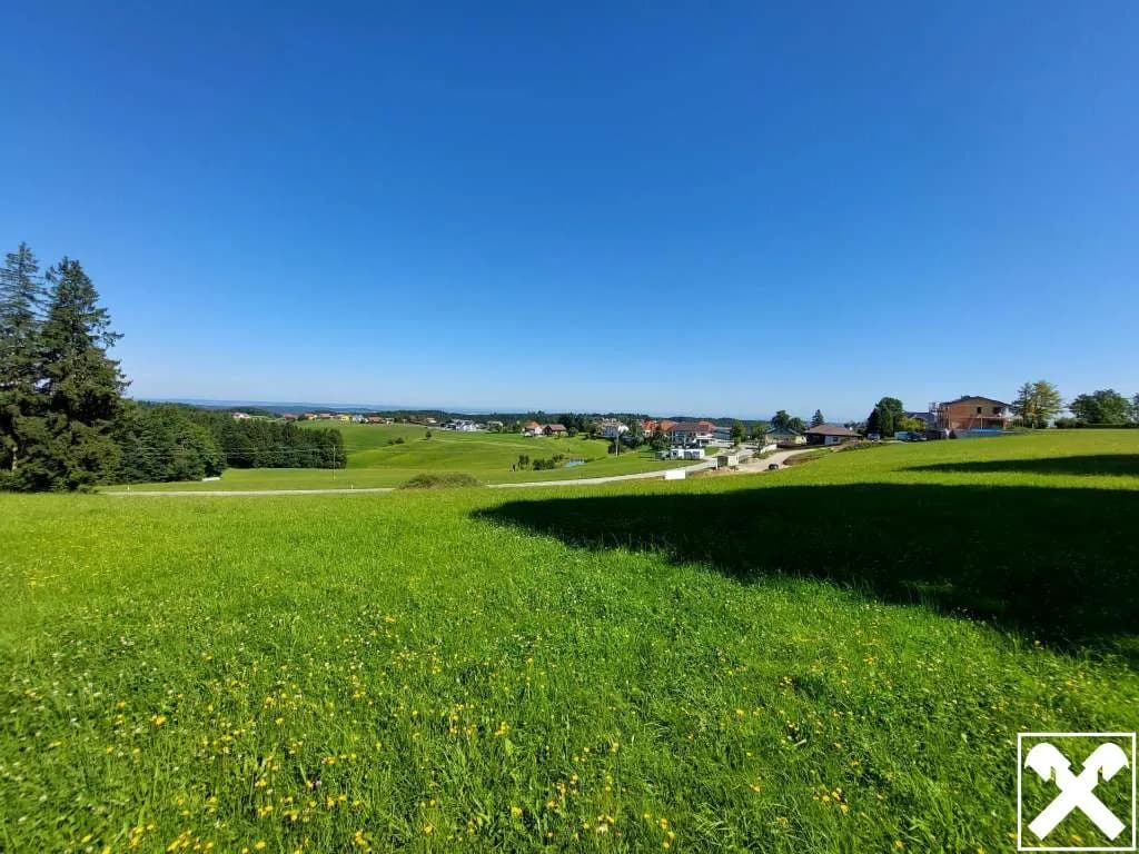 Grundstück kaufen in Braunau am Inn – 1 053 m², € 78.975