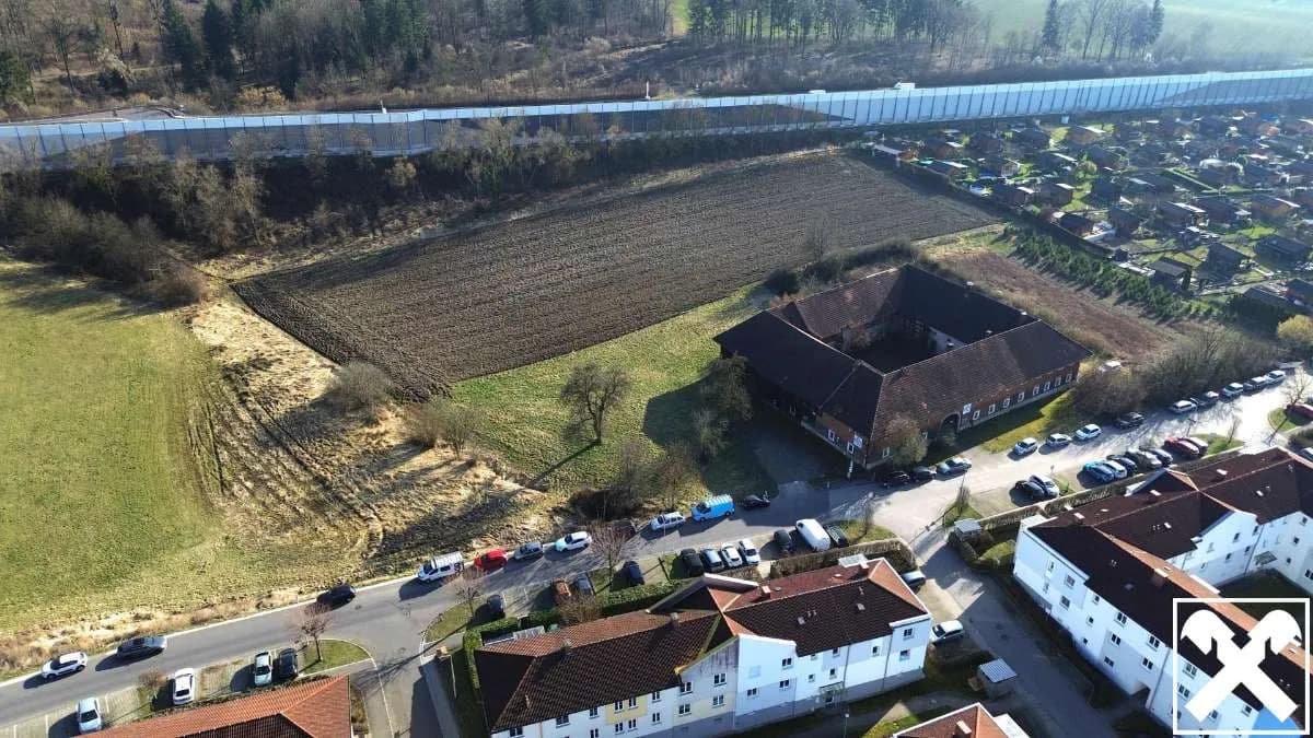 Immobilie kaufen in Linz – 15 881 m², € 990.000 – Bild 2 von 18