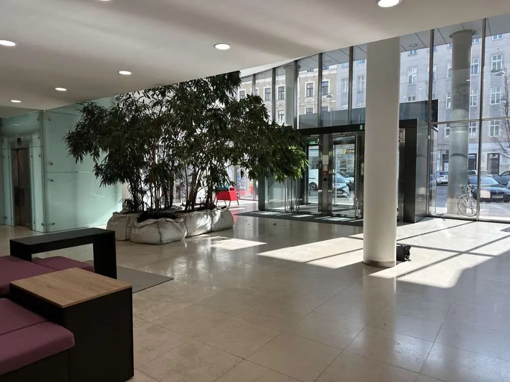Gewerbeimmobilie mieten in Wien – 123 m², € 12 – Bild 2 von 11