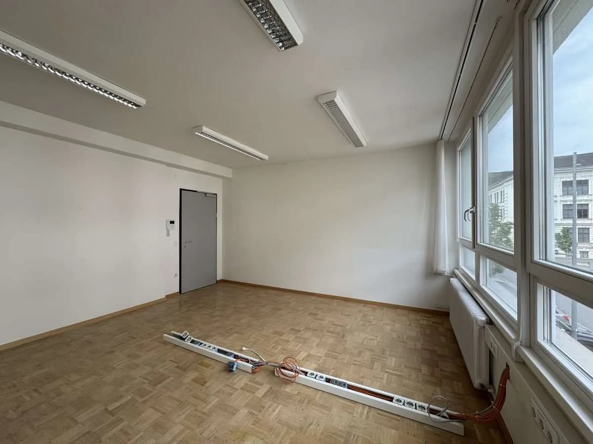 3-Zimmer-Gewerbeimmobilie mieten in Leoben – 81 m², € 642 – Bild 8 von 12