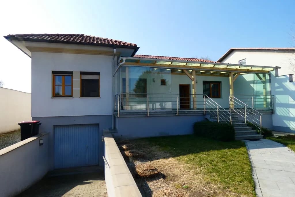 6-Zimmer-Haus kaufen in Neusiedl am See – 160 m², € 850.000 – Bild 2 von 12