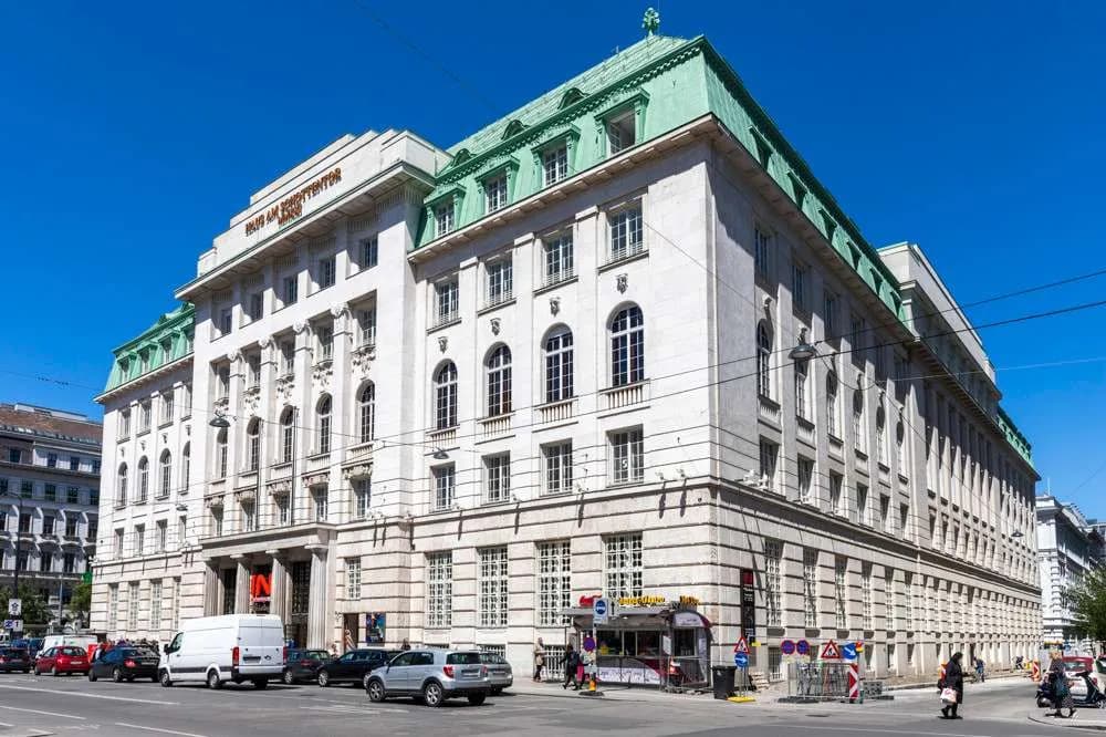 Gewerbeimmobilie mieten in Wien – 385 m², € 28 – Bild 2 von 16
