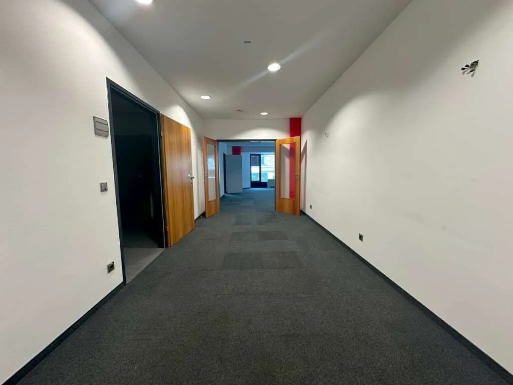 Gewerbeimmobilie mieten in Wien – 363 m², € 16 – Bild 5 von 14