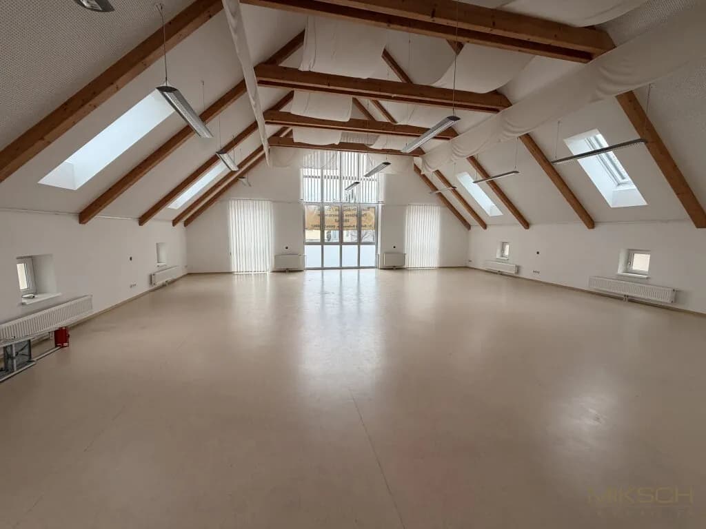 2-Zimmer-Gewerbeimmobilie mieten in Melk – 182 m², € 1.100