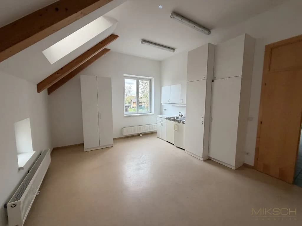 2-Zimmer-Gewerbeimmobilie mieten in Melk – 182 m², € 1.100 – Bild 3 von 9
