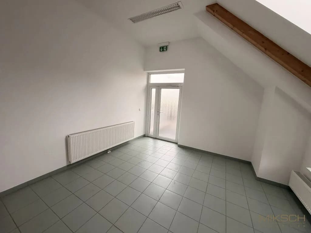 2-Zimmer-Gewerbeimmobilie mieten in Melk – 182 m², € 1.100 – Bild 9 von 9