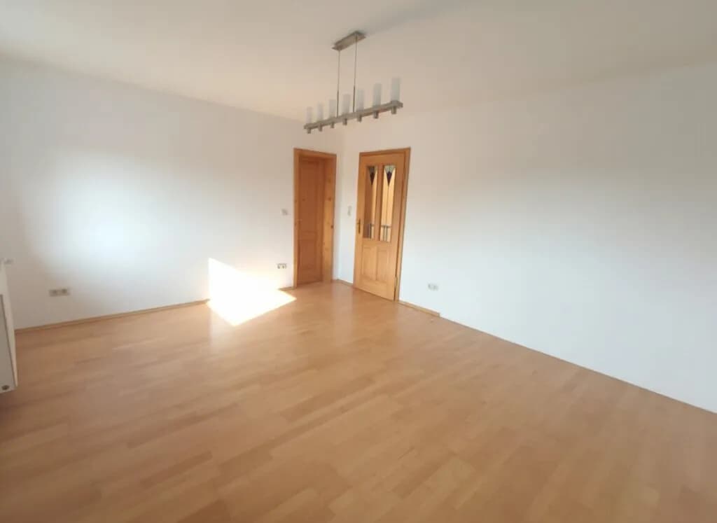 3-Zimmer-Wohnung mieten in Hollabrunn – 113,67 m², € 925 – Bild 10 von 13